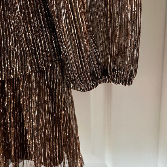 Francesca metallic v neck Josephine shimmer dress - Picture 8 of 8